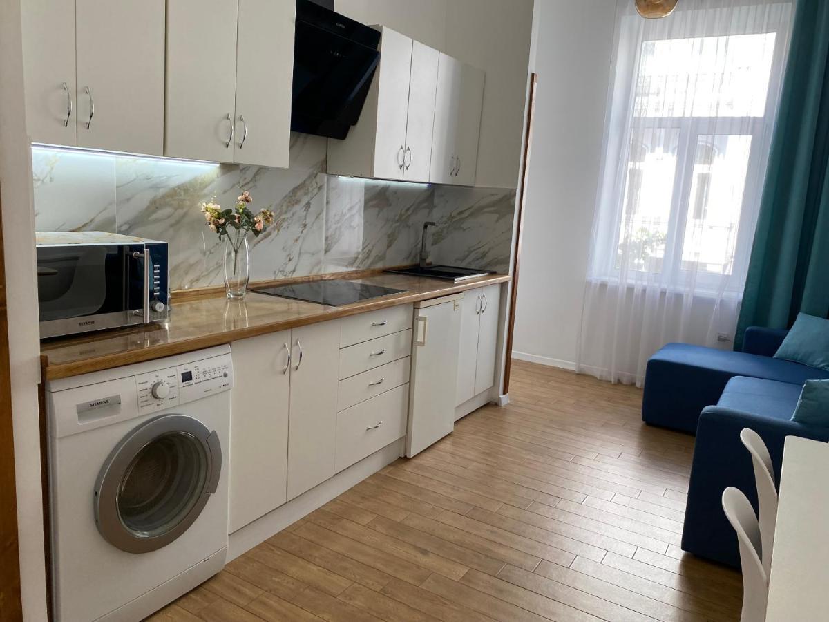 Apartment на огієнка 15 *
