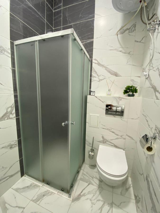 Apartment на огієнка 15
