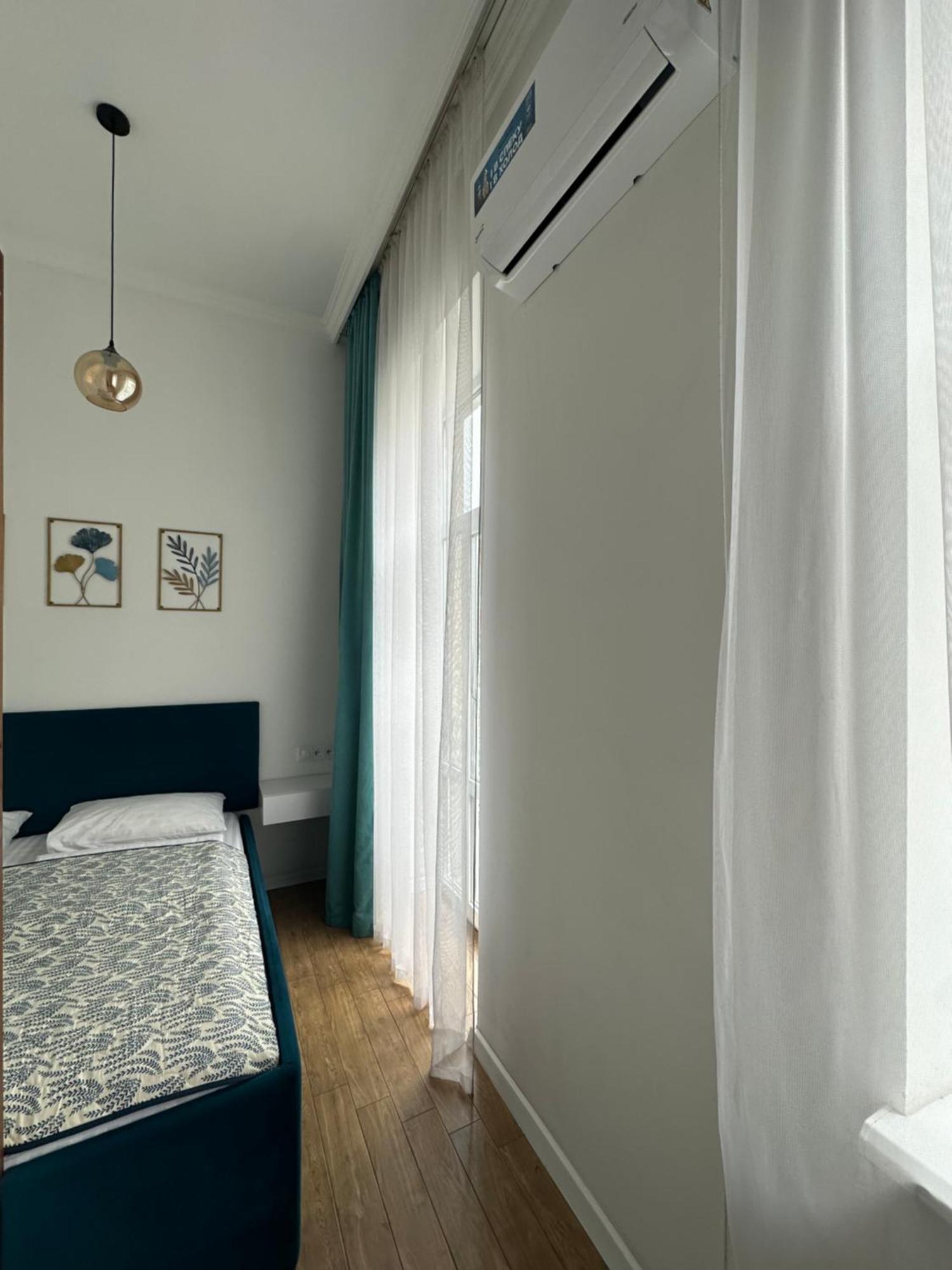 Apartment на огієнка 15 *